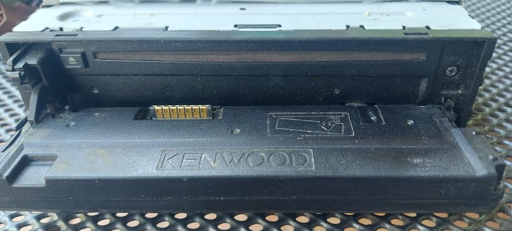 CD audio Kenwood KDC W5031
