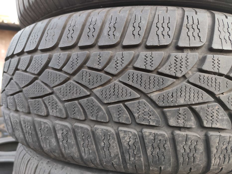2бр Зимни гуми 215 60 17 - Dunlop -