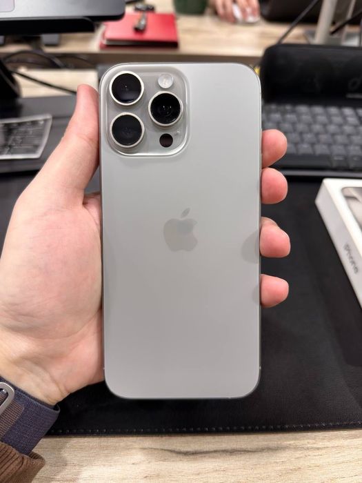 Продам iPhone 16 Pro Max 256 GB (LL/A), Natural Titanium, 99% АКБ