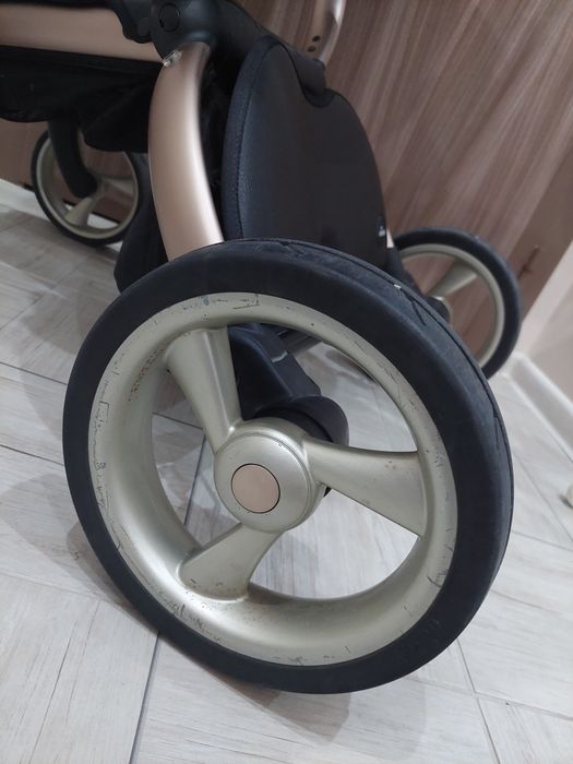 Количка Mima xari