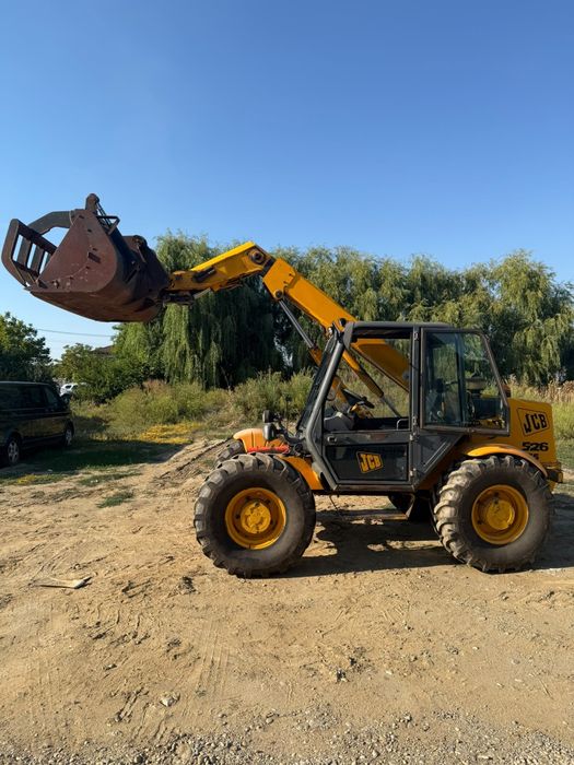 Încărcător telescopic JCB 526-55