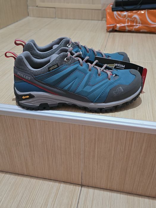 Bocanci munte, trekking shoes Millet, GoreTex, marime 39.5