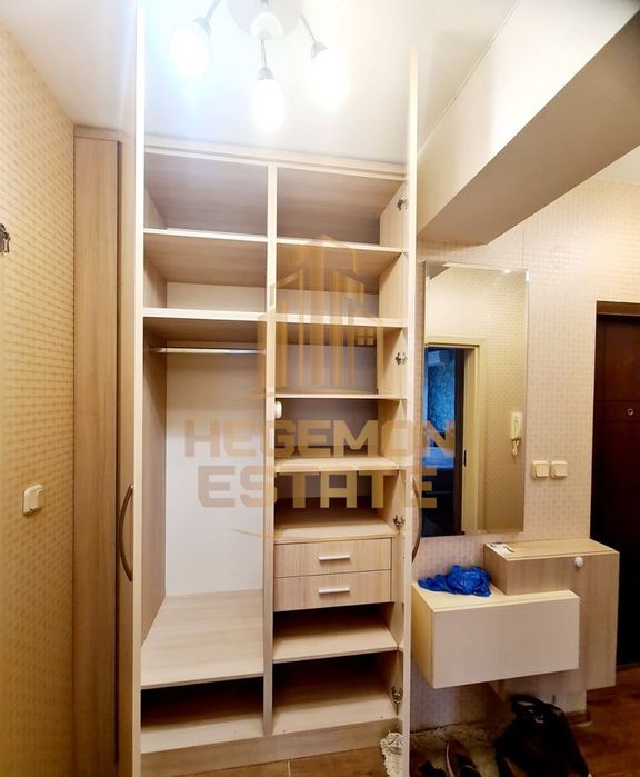 Продава се Двустаен апартамент в Варна, Левски - 74 кв.м за 1427 €/кв.м - Снимка #12