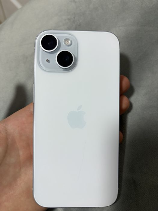Iphone 15 perfect functionabil,pret negociabil.