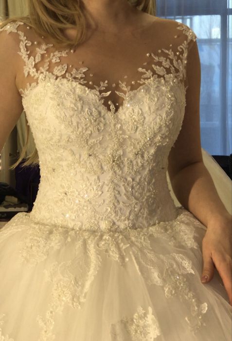 Свадебное платье 50000