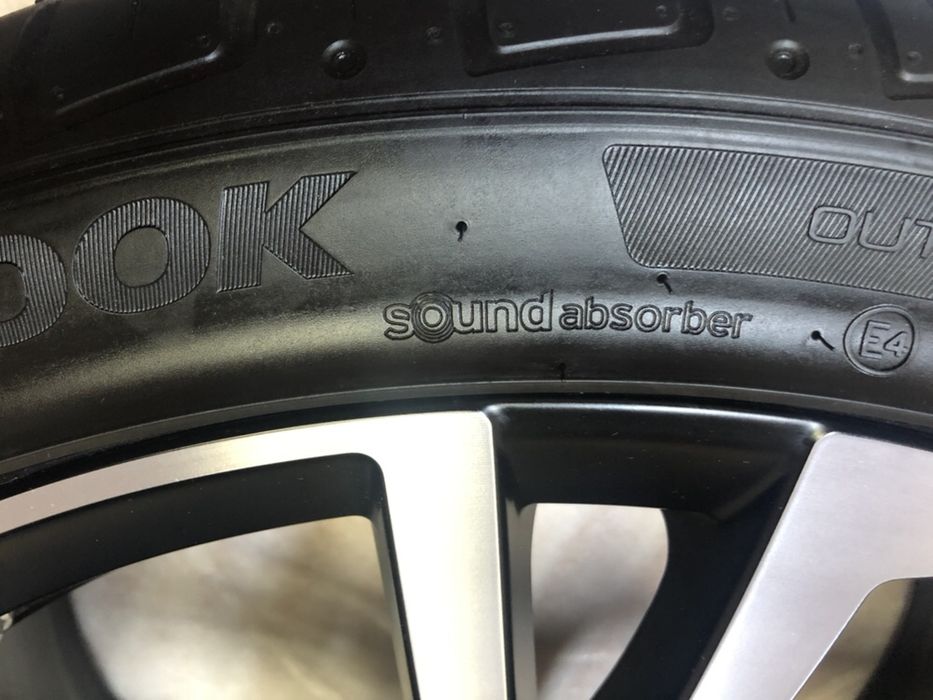 Jante Originale Audi SQ 7 pe 22cu anvelope Hankook
