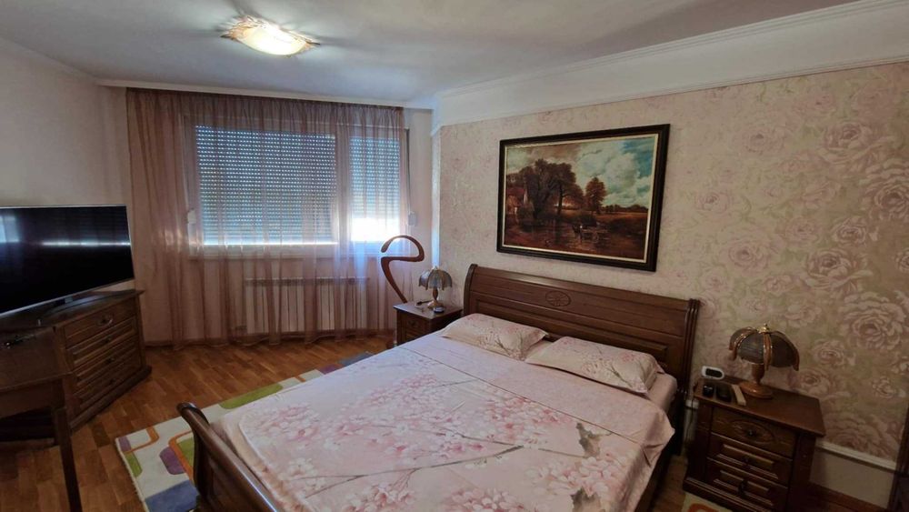 154м2, Ид.център, нов, три спални, ТЕЦ, асансьор