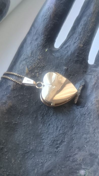 Bijuterie-Inima de aur.