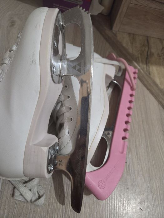 Коньки. Фигурное катание