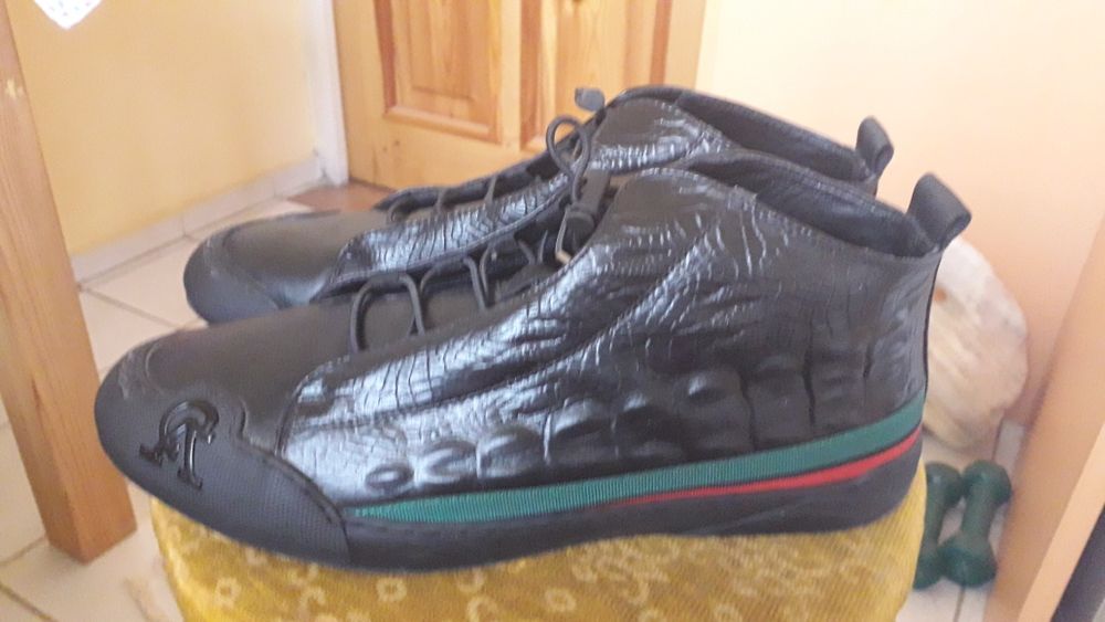 Мъжки спортни обувки N44