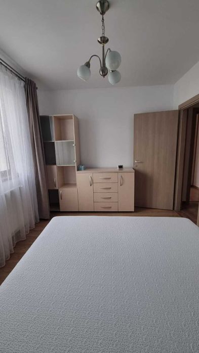 Inchiriez apartament 2 camere (Bucium Confort)