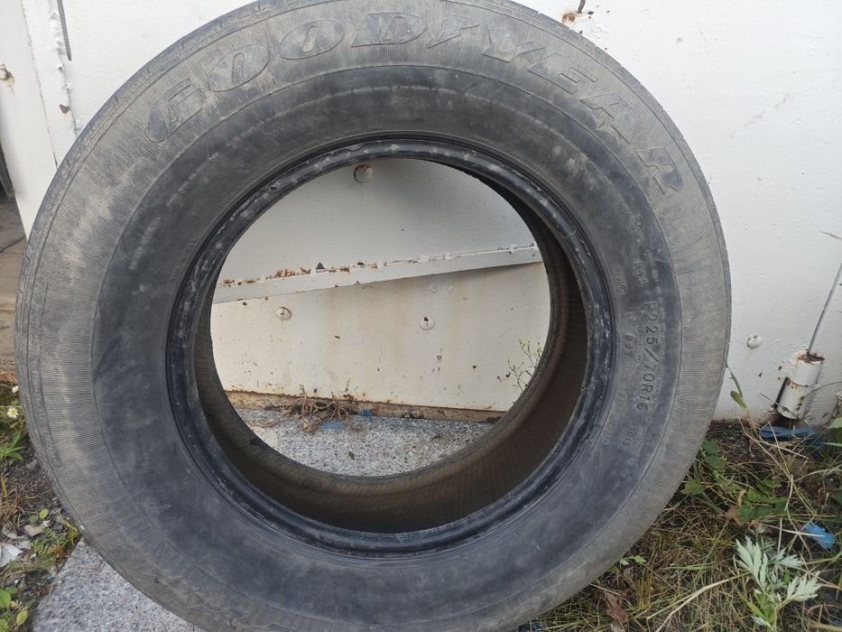 Шина Goodyear 225/70/16