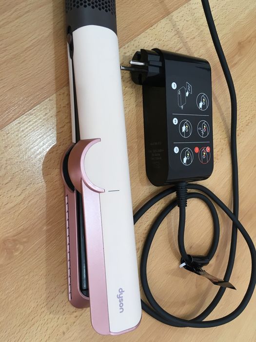 Dyson утюжок (Фен)