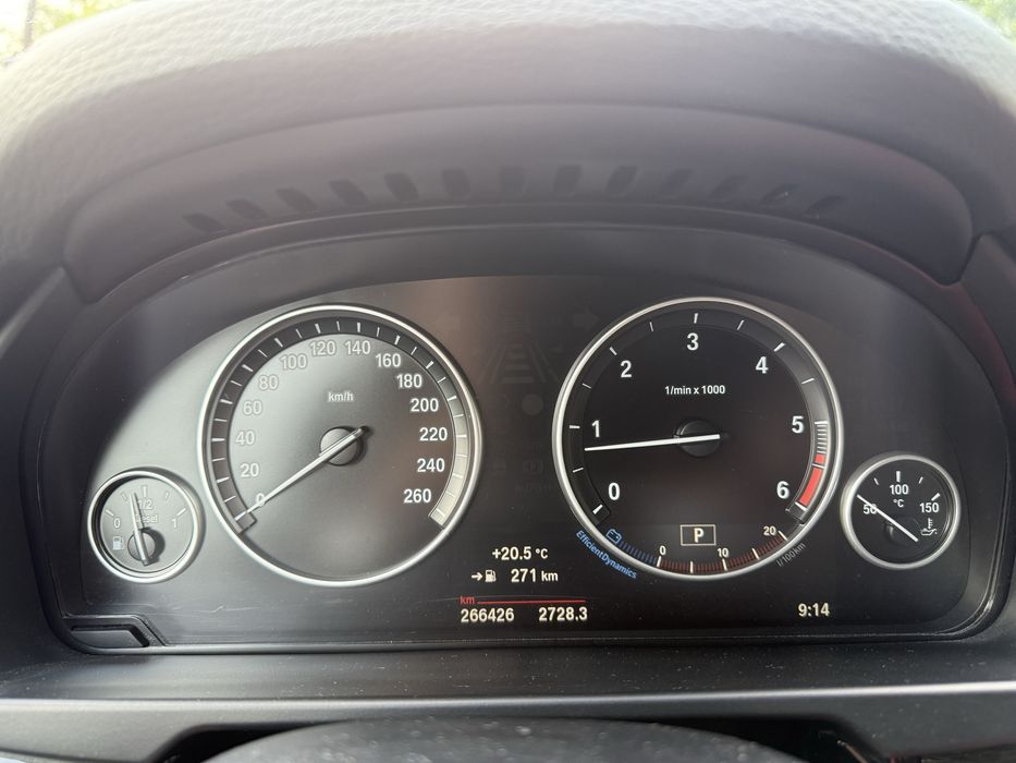BMW X5 F15 xDrive30d 3.0d 258 CP Automată