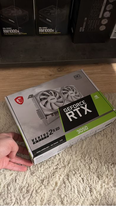 Placa video MSI GeForce RTX 3050 OC WHITE 8GB GDDR6 128bit nou sigilat