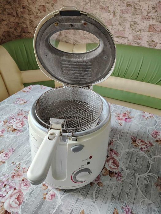 Продам электрофритюрницу