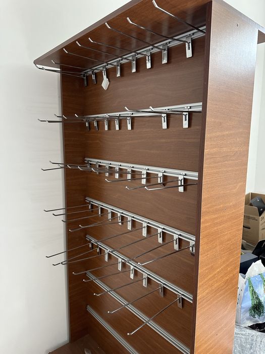 Етажерка за телефони