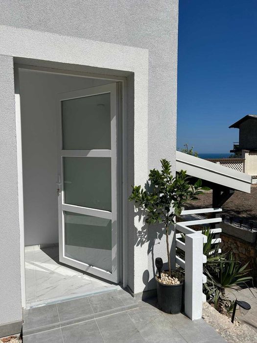 Нова къща с морска панорама във вилната зона на Балчик