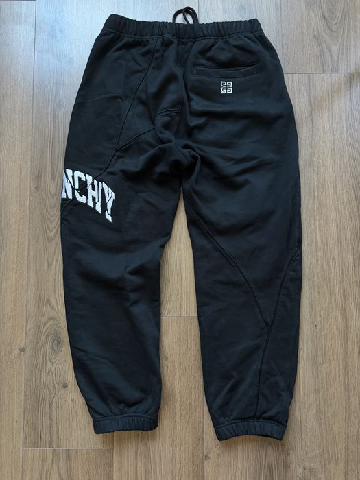 панталон Dsquared и долнища Givenchy