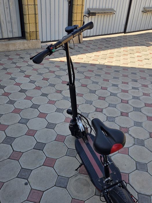 Электро самокат kugo m4