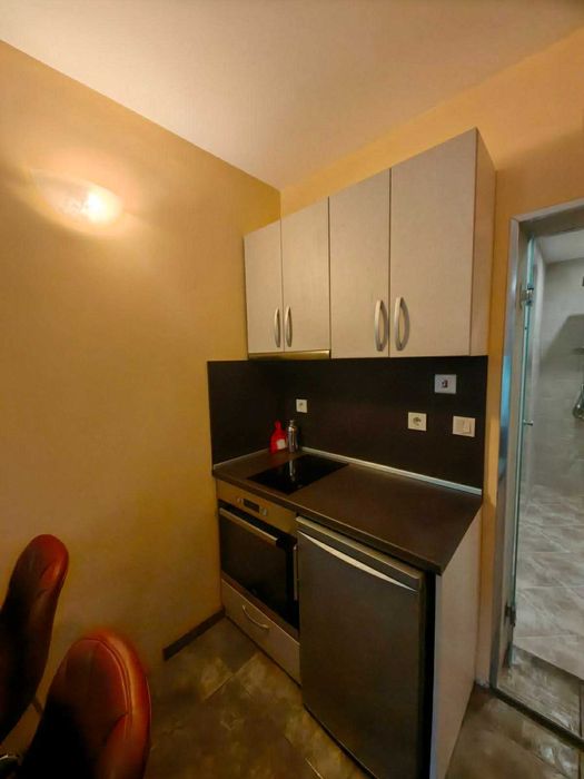 Дава се под наем Едностаен апартамент в София, Витоша - 30 кв.м за 368.73 € - Снимка #7