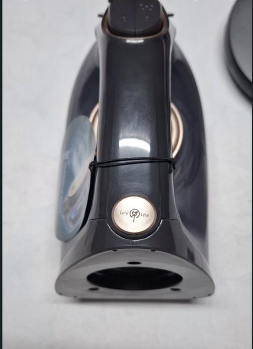 Безжична Парна ютия ETA Kiara - 2200 W, парен удар 90 г/мин, керамична