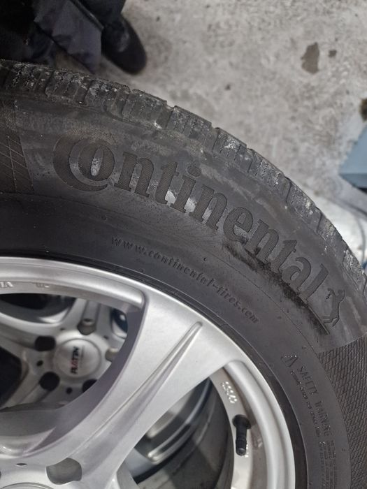 Гуми с Джанти за Mercedes ML W166 235/65 R17 Continental 2018