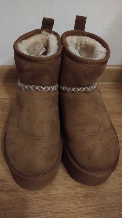 Vând ghete dama EMU Australia marimea 37