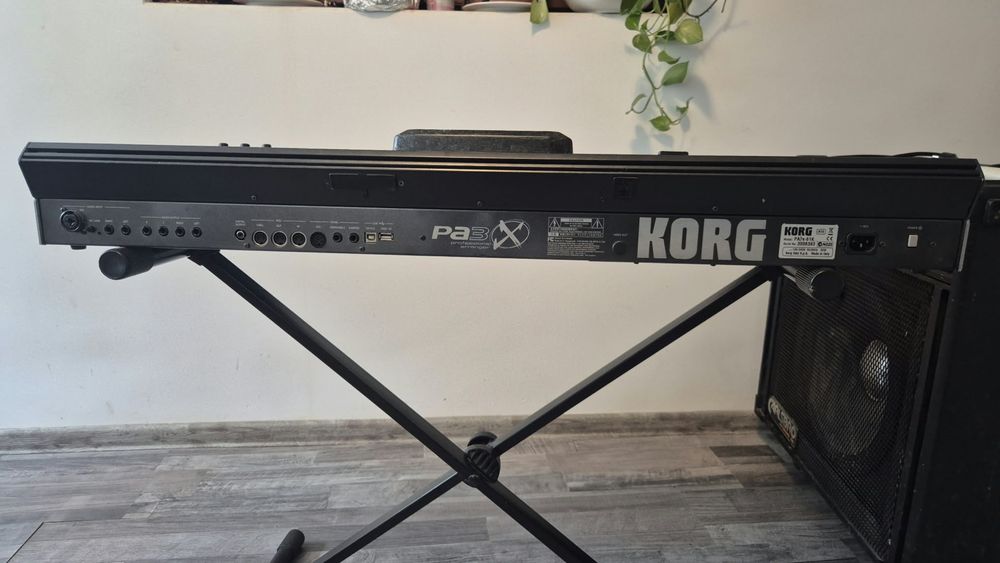 Korg pa3x  top top
