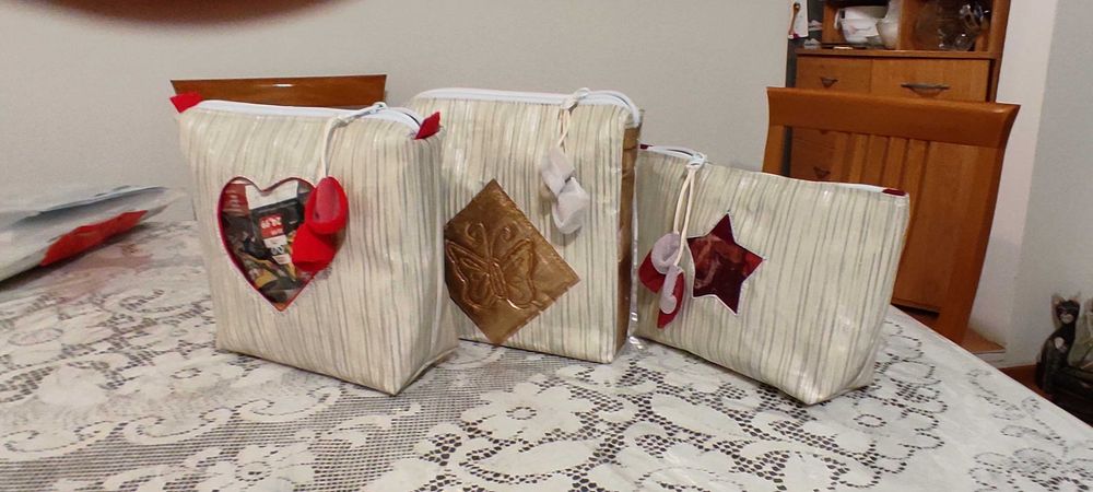 Несесери и ранички