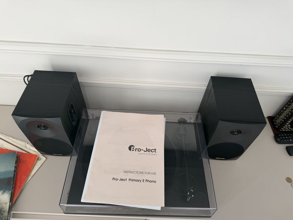 Виниловый проигрователь Pro-Ject Primary E Phono