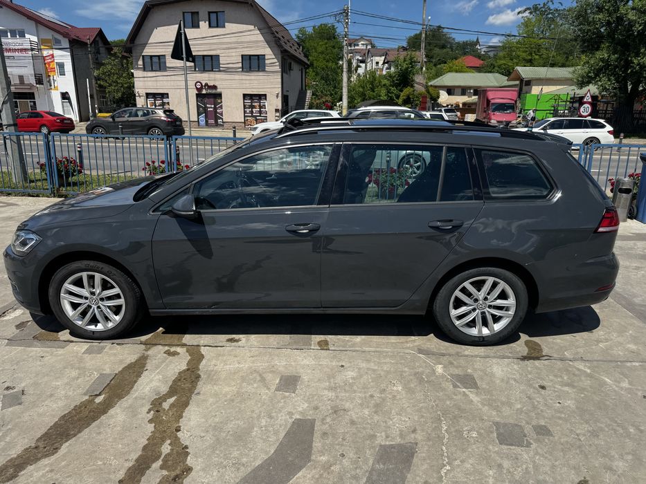 Volkswagen golf 7,5 Highline - 2.0 TDI, 150 CP, DSG 7 trepte - an fabricatie 2020