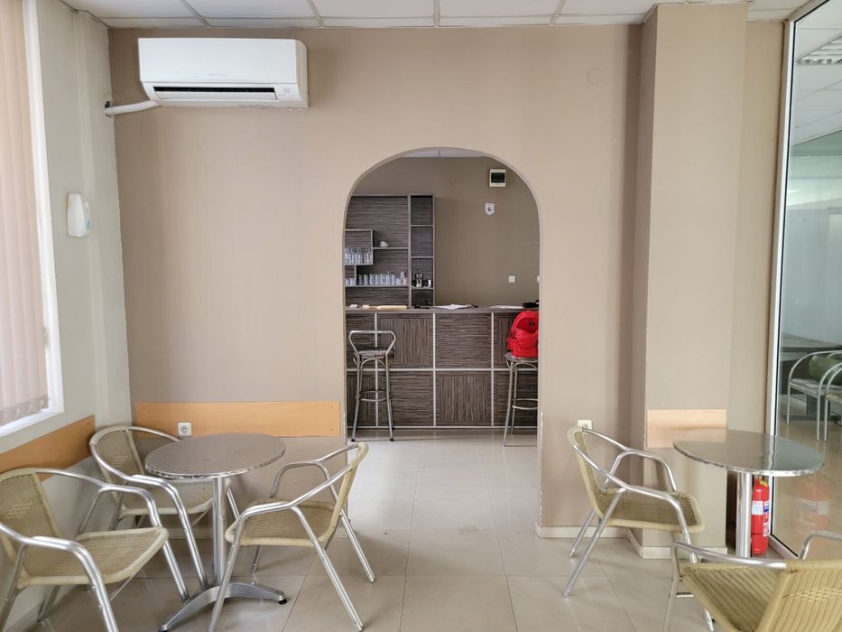 Дава се под наем Заведение в Стара Загора, Център - 38 кв.м за 382.5 € - Снимка #2