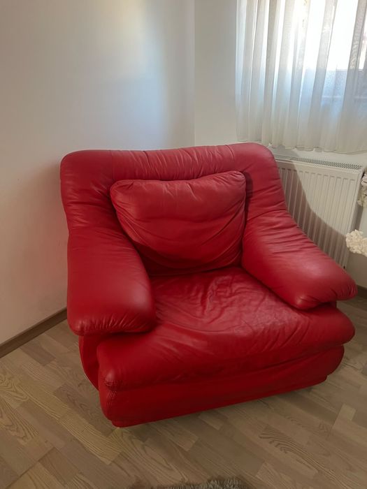 Set canapea + fotoliu din piele naturală roșie