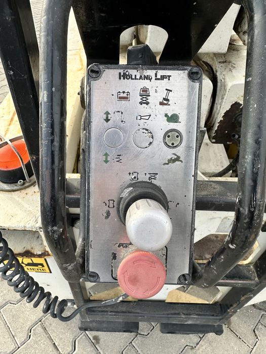 Nacela electrica Holland-Lift 14 m