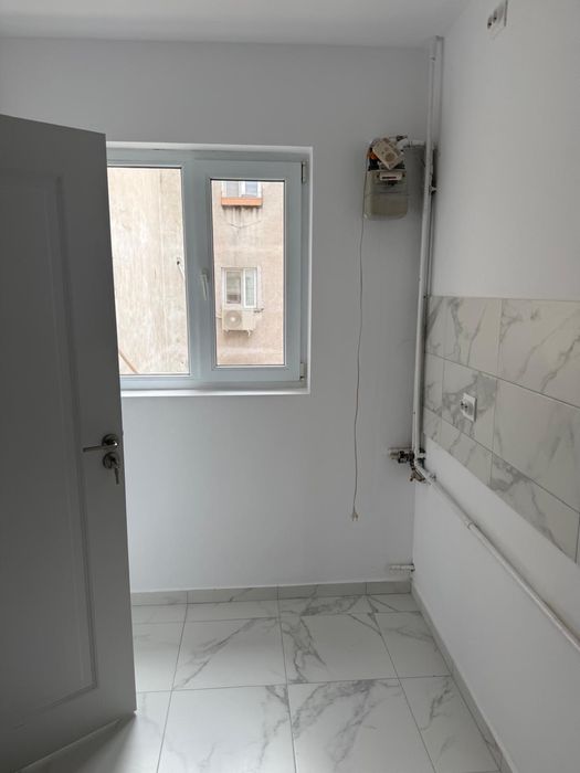 Apartament 4 camere de închiriat, la prima inchiriere Tineretului Bucuresti