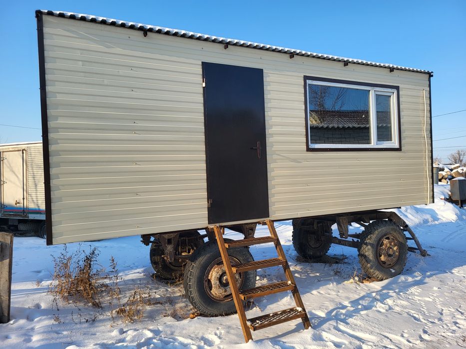 Вагончик на колесах