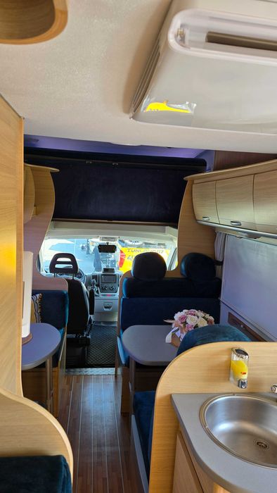 Кемпер под наем - 7 пътници