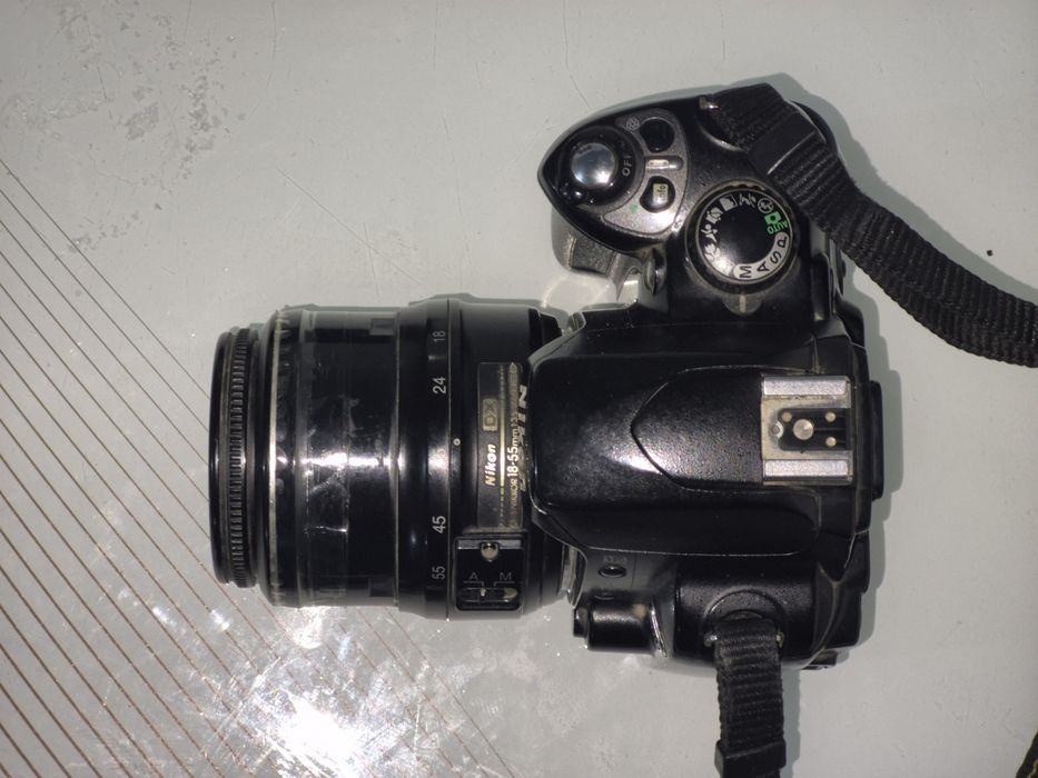 Nikon d40 + сумка батарейка зарядчик