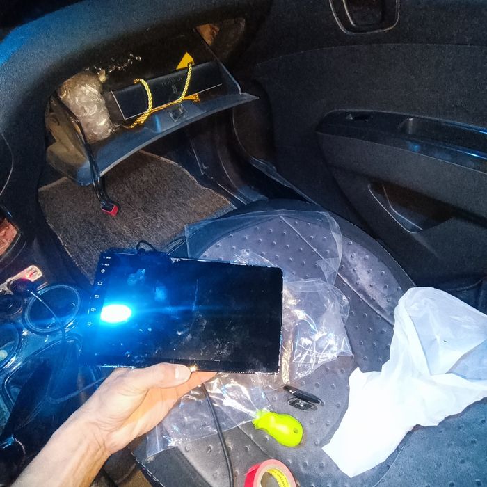 Tesla Android avto monitor arzon