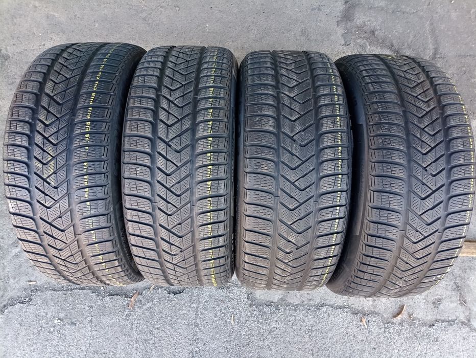 4 anvelope de iarna Pirelli 255/45 R19 2xdot 1923 2xdot 2422