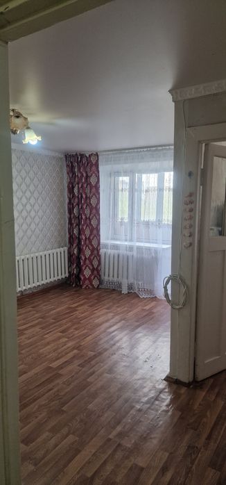 1 бөлме жалға беріледі