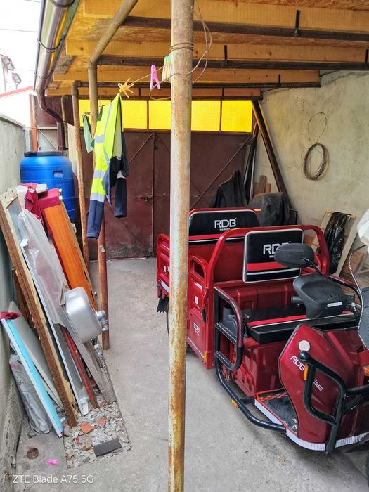 Casa de vanzare - zona Coiciu