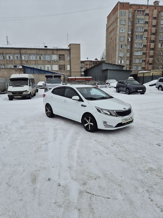 Продам срочно киа рио