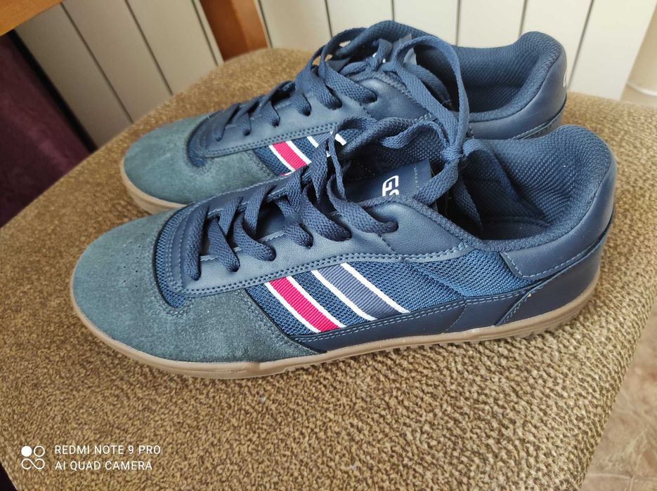 спортивная обувь