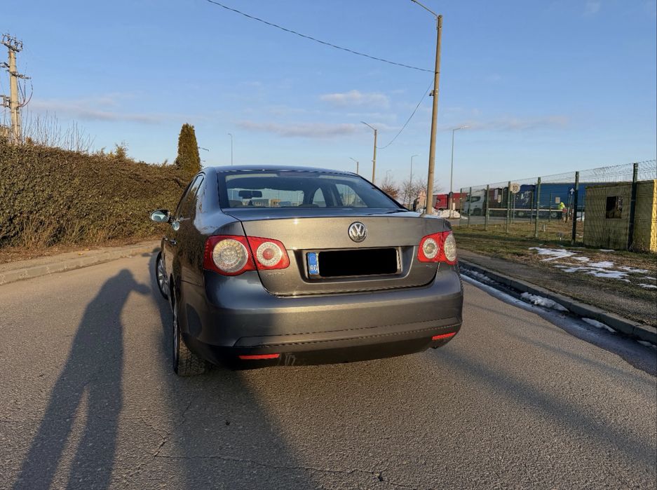 VOLKSWAGEN Jetta 2008 — imagine 3