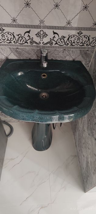 Унитаз Раковина сатылады срочно