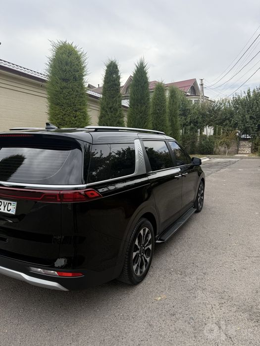 KIA Carnival 2021