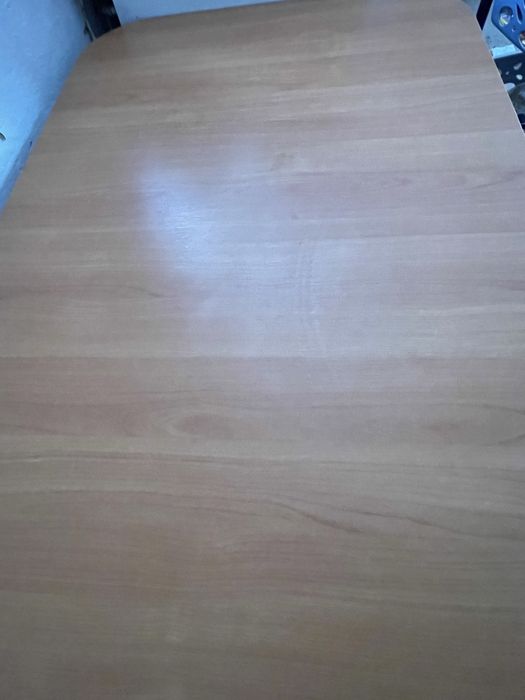 Кухонный деревянный стол