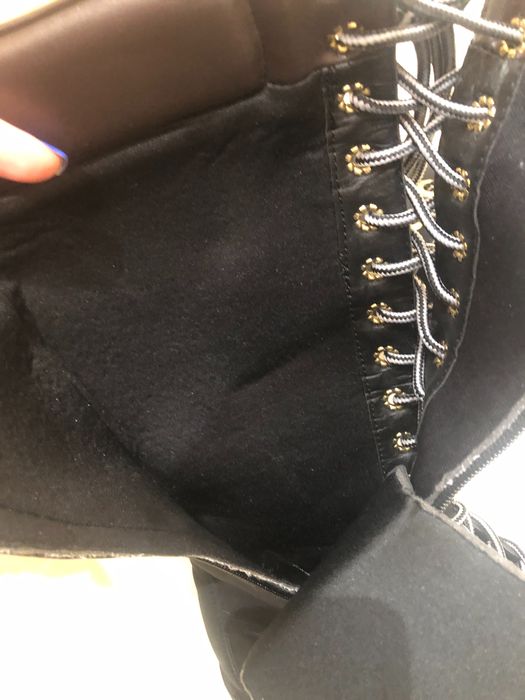 Страхотни ботуши